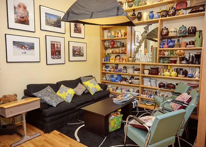 Ray'S Bucktown Bed And Breakfast