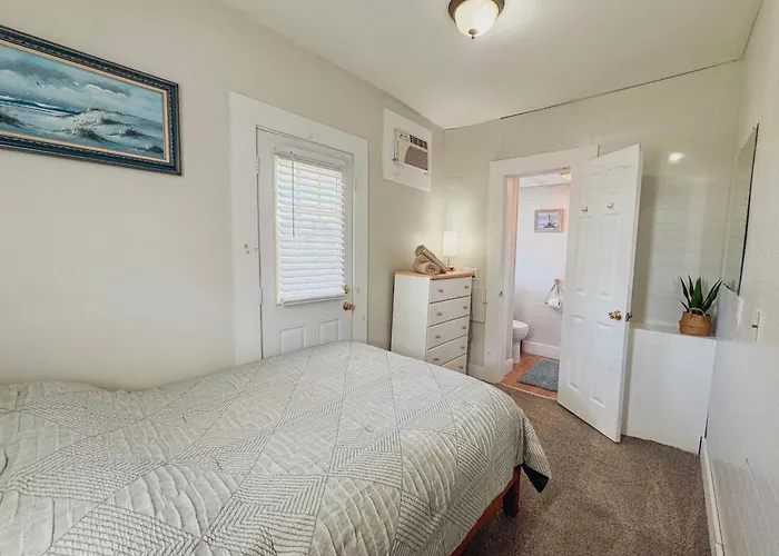 Alwaves Family 3 Bedroom Beach Apartment