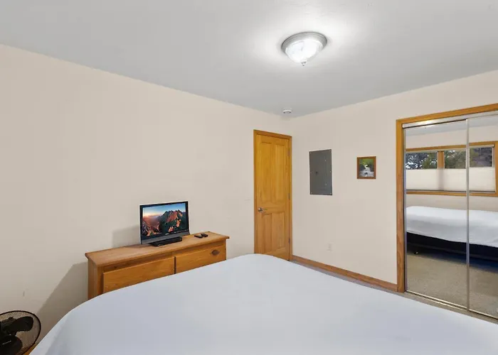 1494Oak Cliff Top Condo