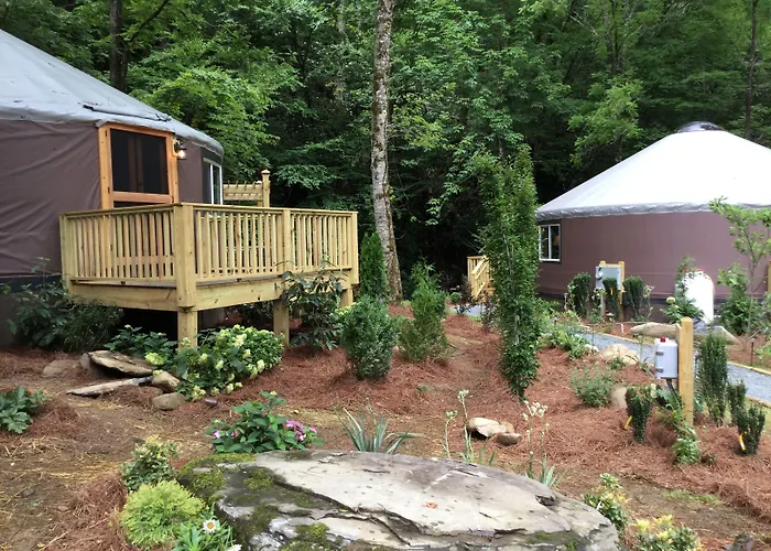 Staynantahala - Smoky Mountain Cabins And Luxury Yurts