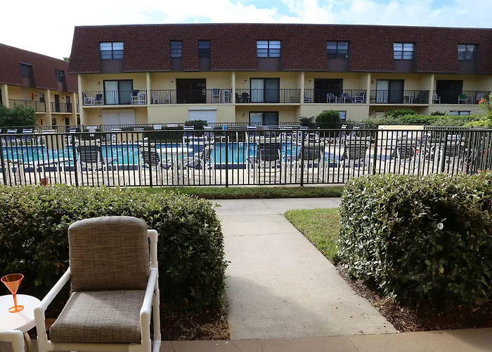 Cocoa Beach Club - Oceanfront Condos With Pool Next To Pier And Port Canaveral