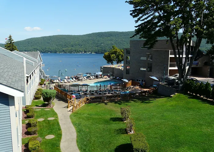 Surfside On The Lake