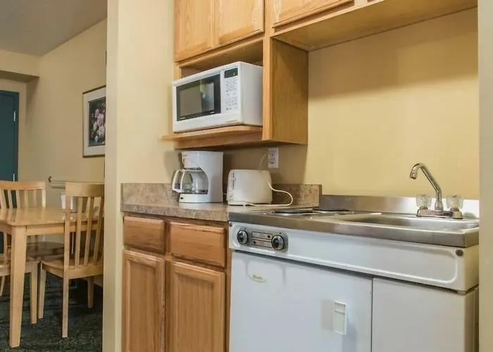 The Kingsley Suites