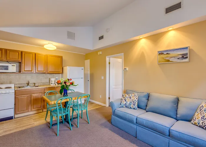 Colonial Shores Resort