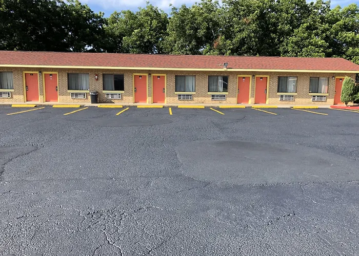 De Leon Inn