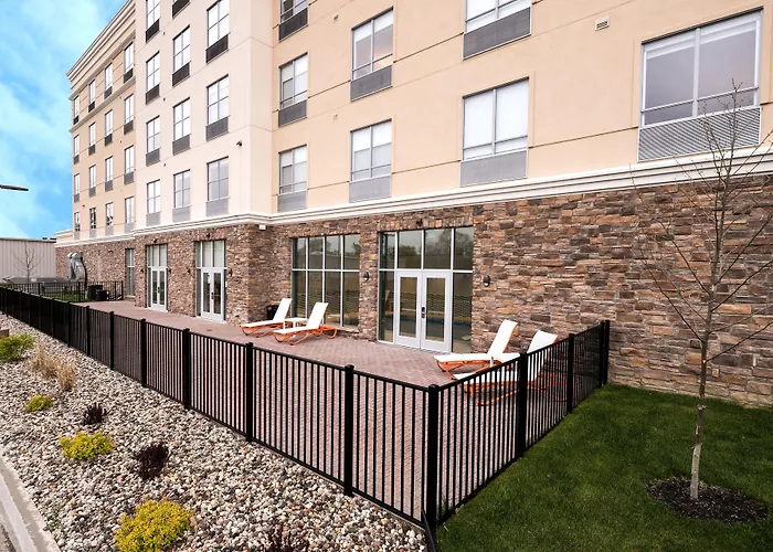Holiday Inn Hotel & Suites - Mount Pleasant By Ihg