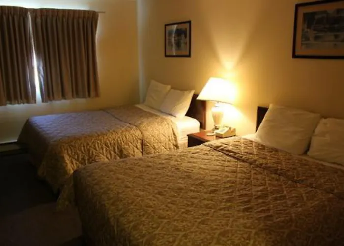 Glacier Hotel