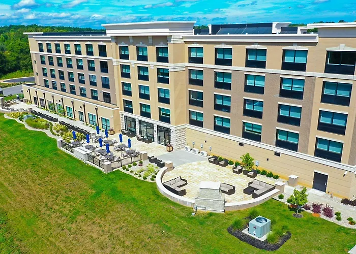 Holiday Inn Express & Suites - Elizabethtown North By Ihg