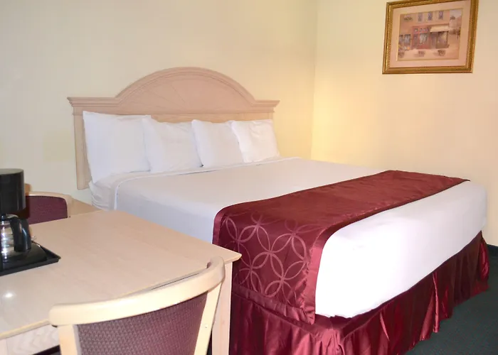 Passport Inn Niagara Falls