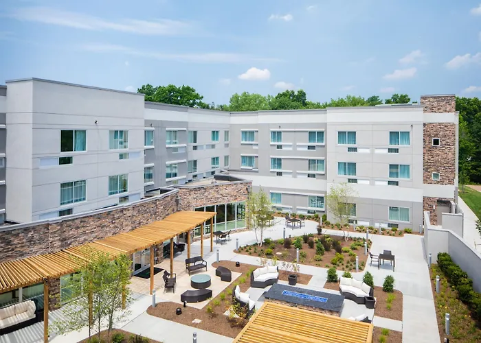 Courtyard By Marriott Wayne Fairfield
