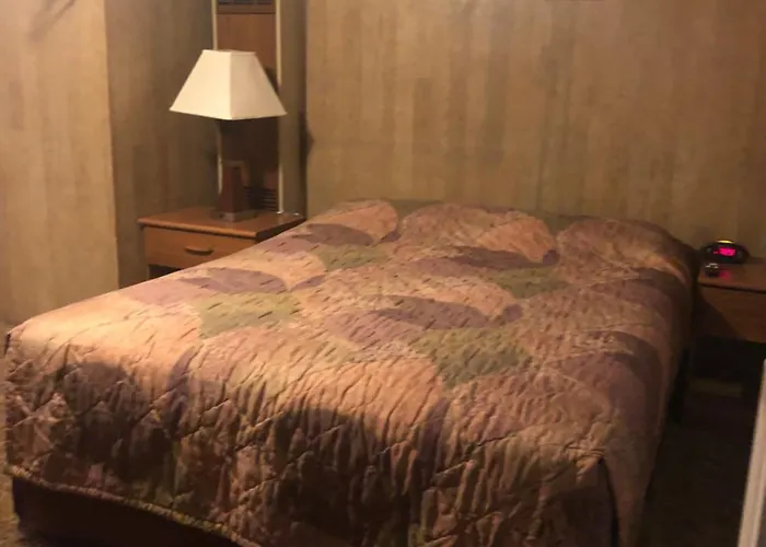 Coronado West Motel