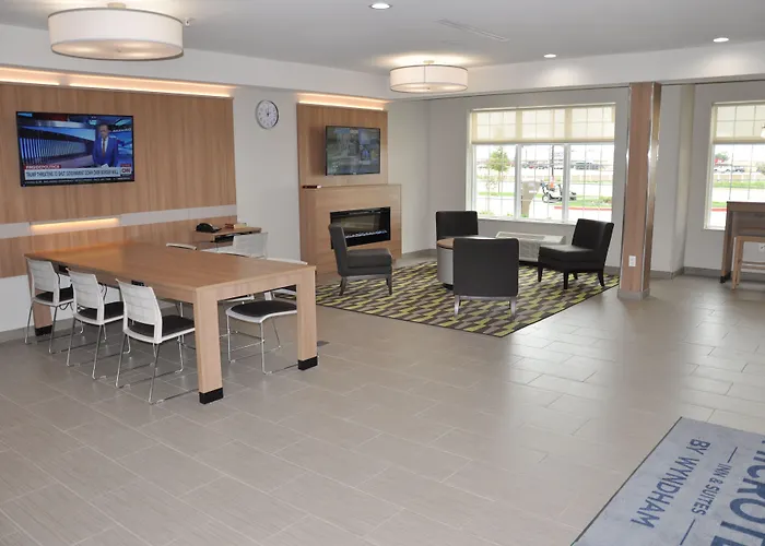 Microtel Inn & Suites By Wyndham Lubbock