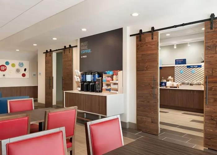 Holiday Inn Express & Suites - Cincinnati South - Wilder By Ihg