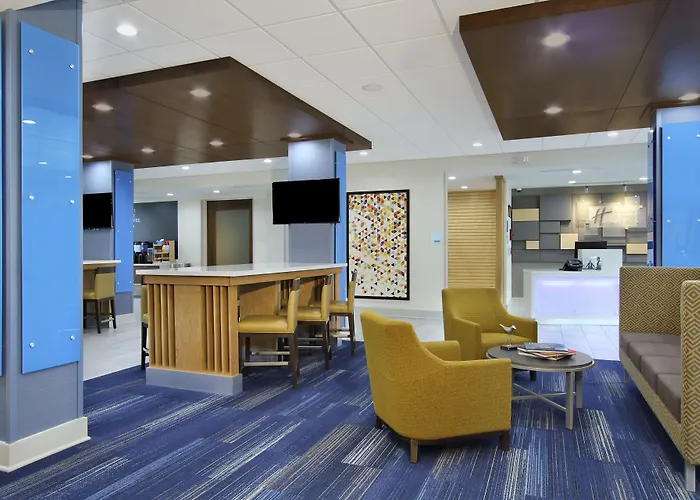 Holiday Inn Express & Suites - Lake Charles South Casino Area By Ihg