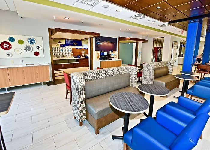 Holiday Inn Express & Suites - Perryville I-55 By Ihg