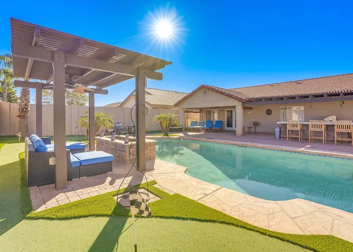 Backyard Oasis! Group-Friendly San Tan Valley Home