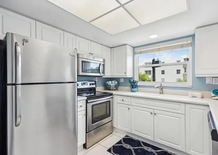 Luxurious Island 3 Bed Retreat I Walk To Beach