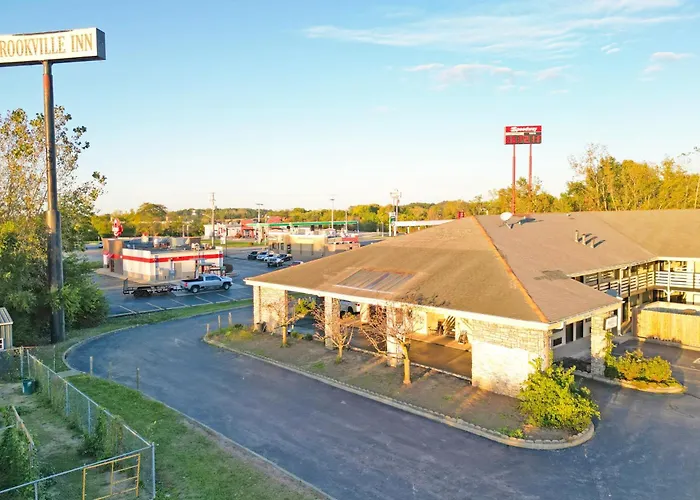 Brookville Inn By Oyo Near Dayton International Airport