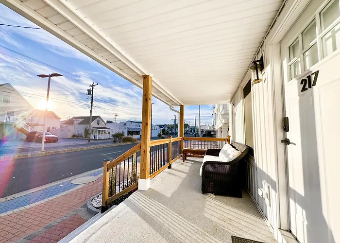 Elegant 3Br 2Ba Entire Apartment Short Walk To The Beach Heart Of Wildwood