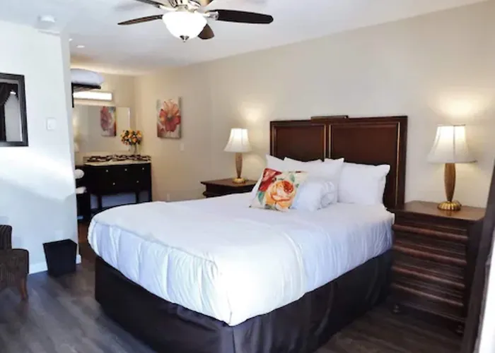 The Waldport Inn
