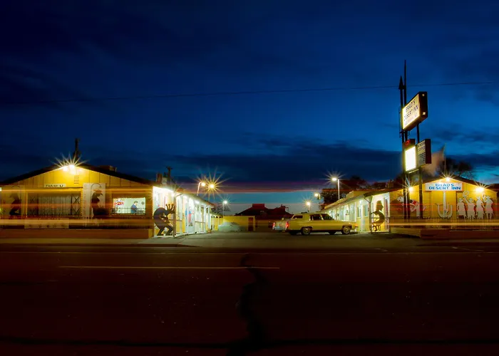 Brad'S Desert Inn