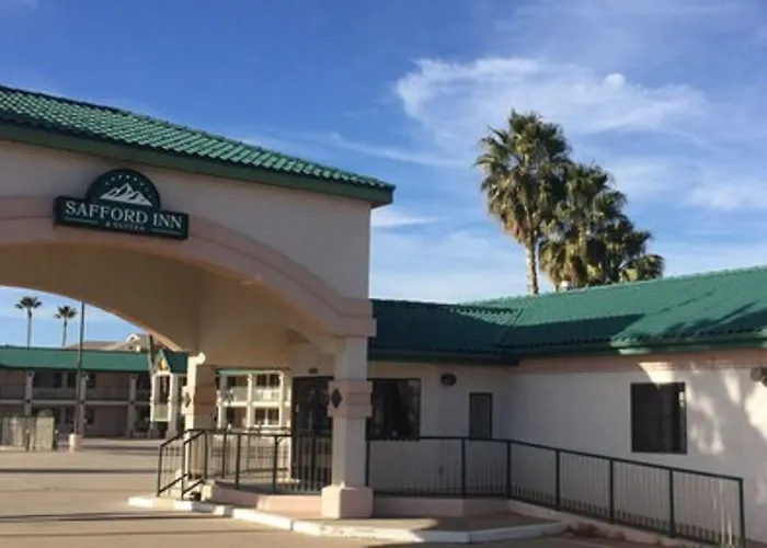 Safford Inn & Suites