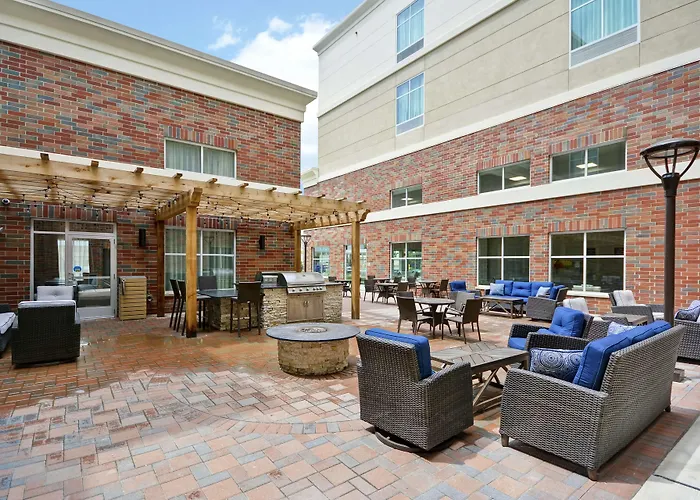 Homewood Suites By Hilton Warren Detroit