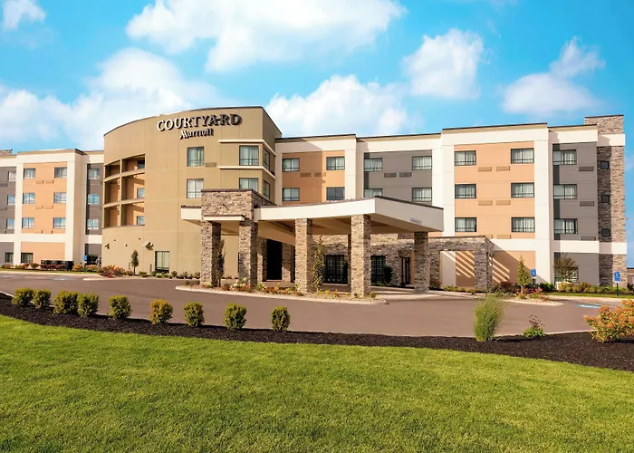 Courtyard By Marriott Cleveland Elyria