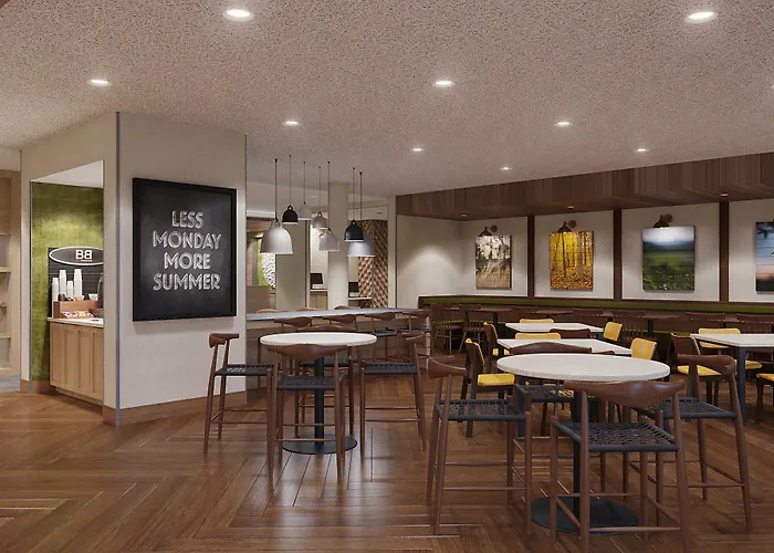 Fairfield Inn & Suites By Marriott Alexandria