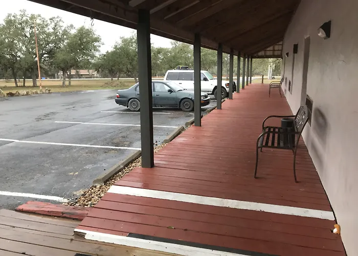 Outpost Motel