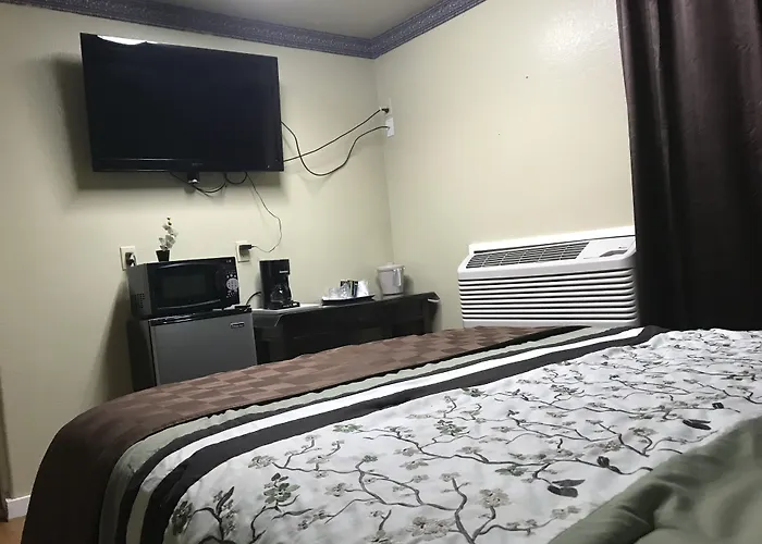 Outpost Motel