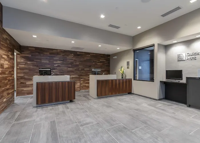 Courtyard By Marriott South Bend Downtown