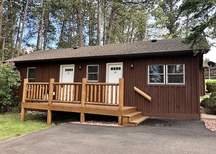 Rockerville Lodge & Cabins