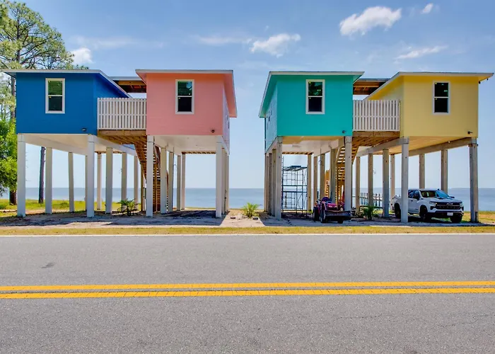 Beach & Dock Access: Lanark Village Escape!