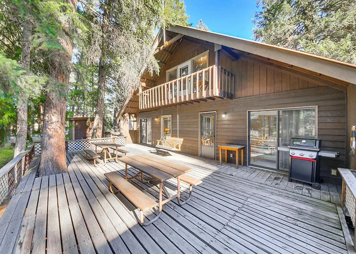 1 Mi To Dtwn Libby: Peaceful Home W/ Creek Access!