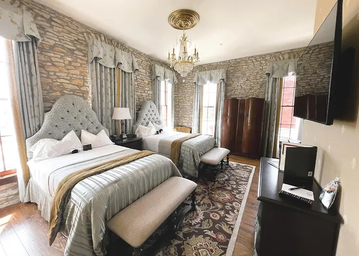 Pa Smith Hotel