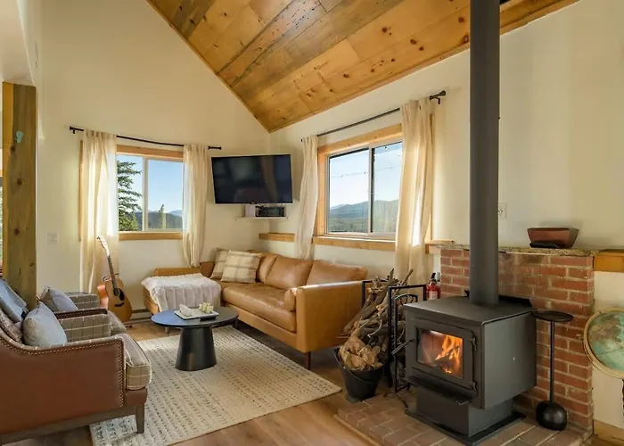 Skyline Lodge