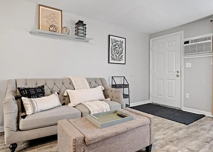 Stylish 1St Flr 1Bed Condo-Close To Downtown Dover