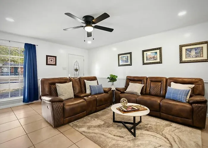 New Temple 4 Bd Townhome 5 Min To Medical Perfect For Families, Workers, Contractors - Professionally Managed By Stay Albatross