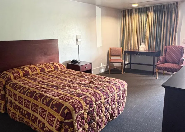 Hollywood Motel
