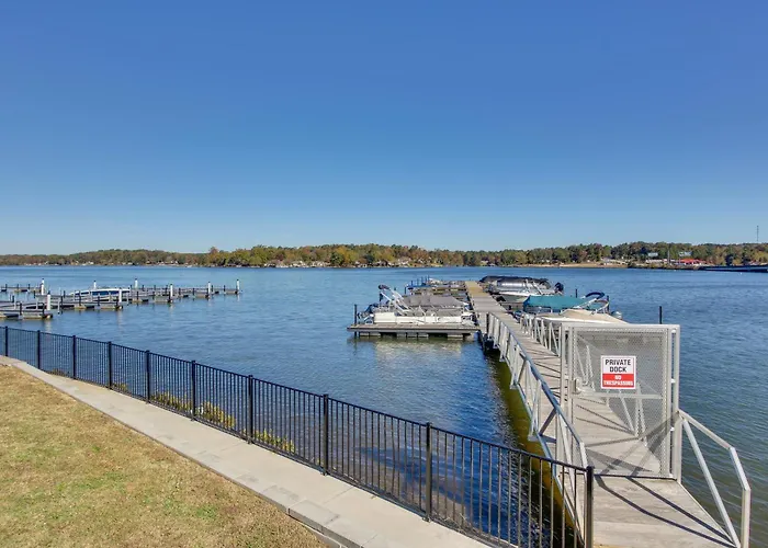 Dock Access: Family-Friendly Lake Greenwood Gem!
