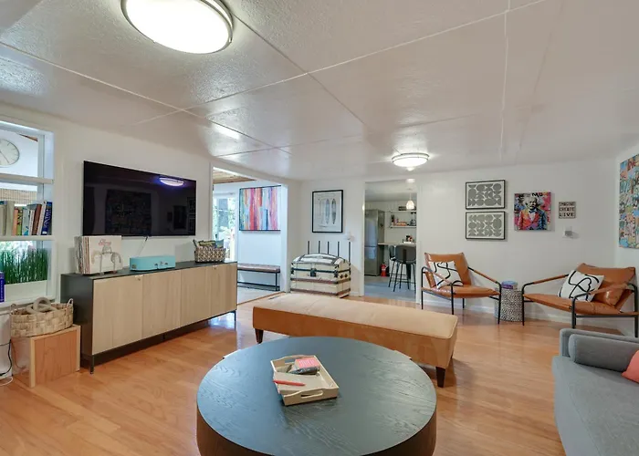 Waterfront Gem On Lake Saint Clair W/ Private Deck