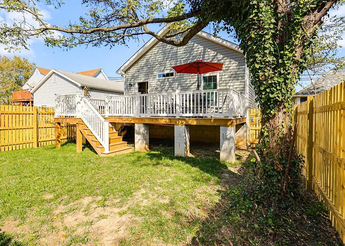 Walk To Historic Chestertown: Dog-Friendly Retreat