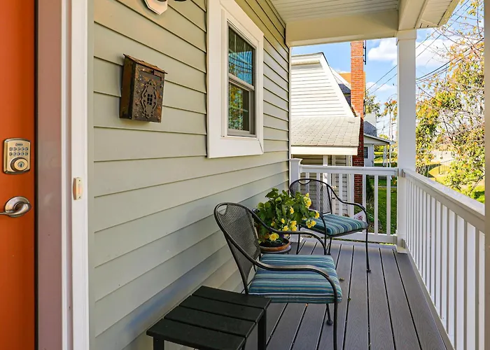 Walk To Historic Chestertown: Dog-Friendly Retreat