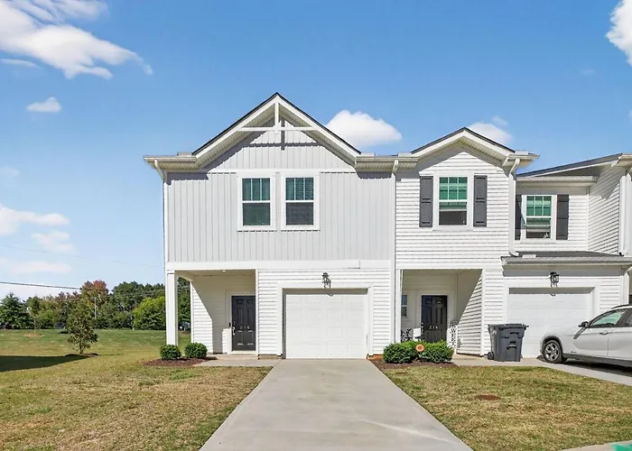 Upscale Greenville Getaway 10 Mins 2 Falls Park