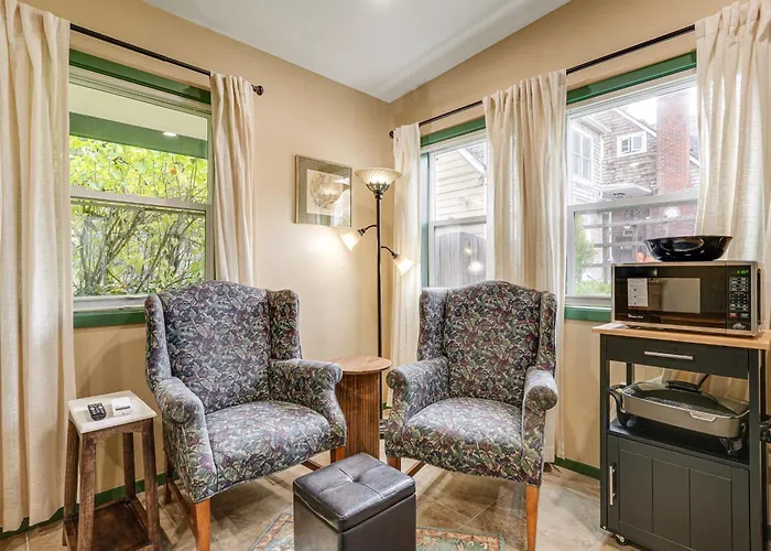 < 1/2 Mi To Osu: Studio In Corvallis Near Parks