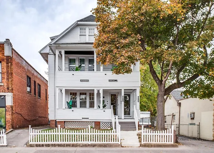 New 3 Bedroom Home By, Uofr, Rit, Strong, Airport