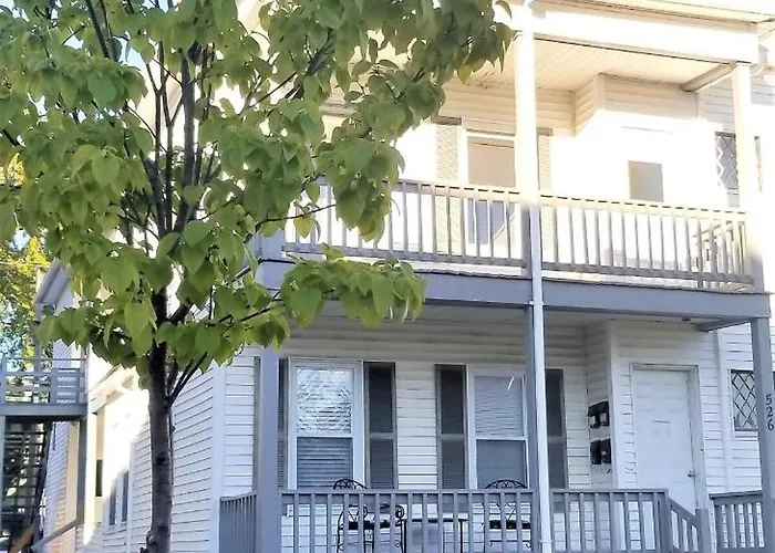Stylish First Floor Apartment W Private Front Porch