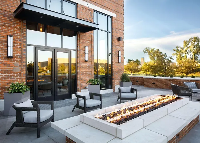 Embassy Suites By Hilton South Bend