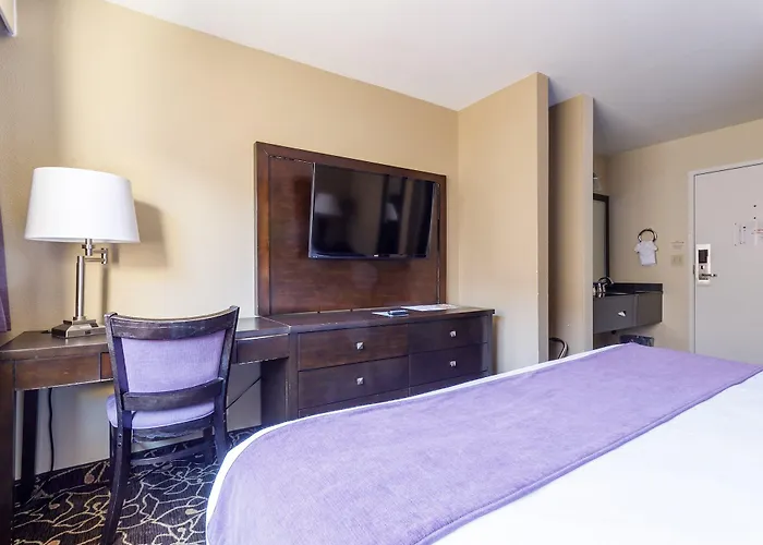 Red Garter Hotel & Casino By Red Lion Hotels